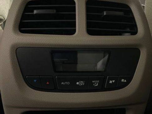 Used 2016 Honda Pilot EX image 9