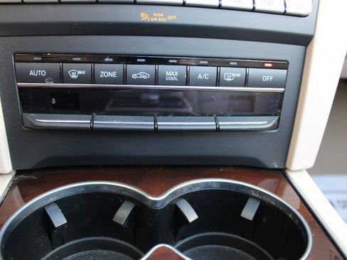 Used 2014 Mercedes-Benz E 350 Cabriolet image 21