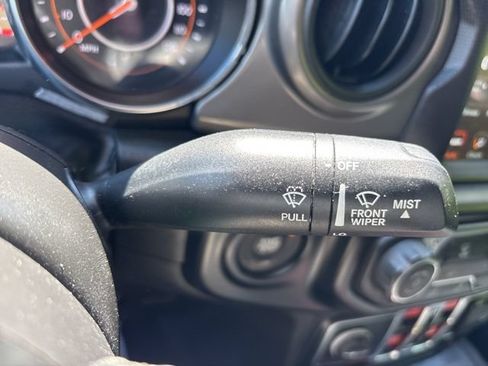 Used 2022 Jeep Wrangler Unlimited Sport AWD/4WD image 38