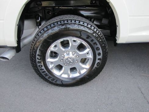 Used 2022 RAM 2500 Laramie AWD/4WD image 28