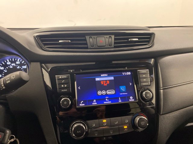 Used 2019 Nissan Rogue S w/ Special Edition Package AWD/4WD image 11
