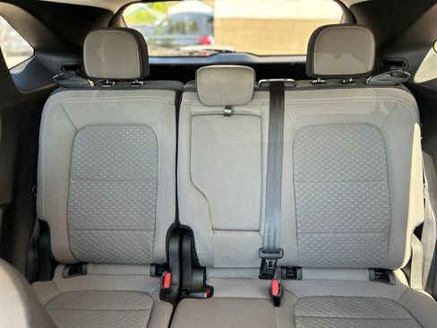 Used 2022 Ford Escape SE w/ SE Sport Appearance Package AWD/4WD image 25