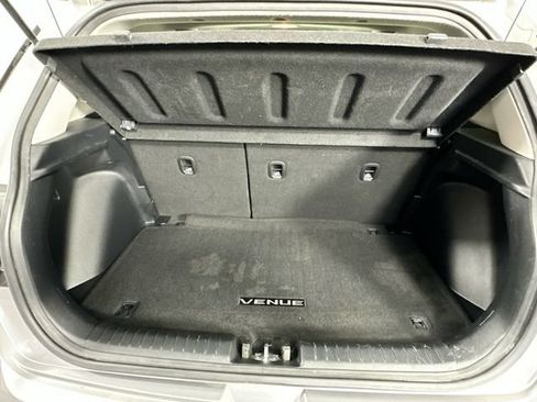 Used 2023 Hyundai Venue SEL w/ Cargo Package FWD image 29