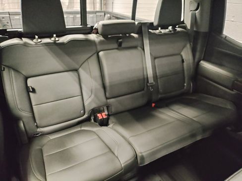 Certified 2021 GMC Sierra 1500 SLT w/ SLT Premium Plus Package image 8