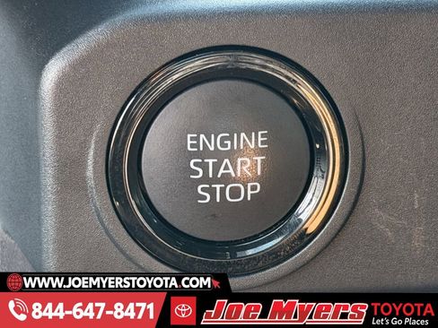 Used 2026 Toyota Tacoma SR5 image 22
