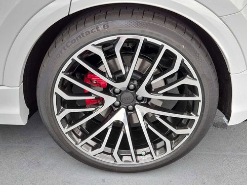 New 2026 Audi SQ8 Prestige image 12