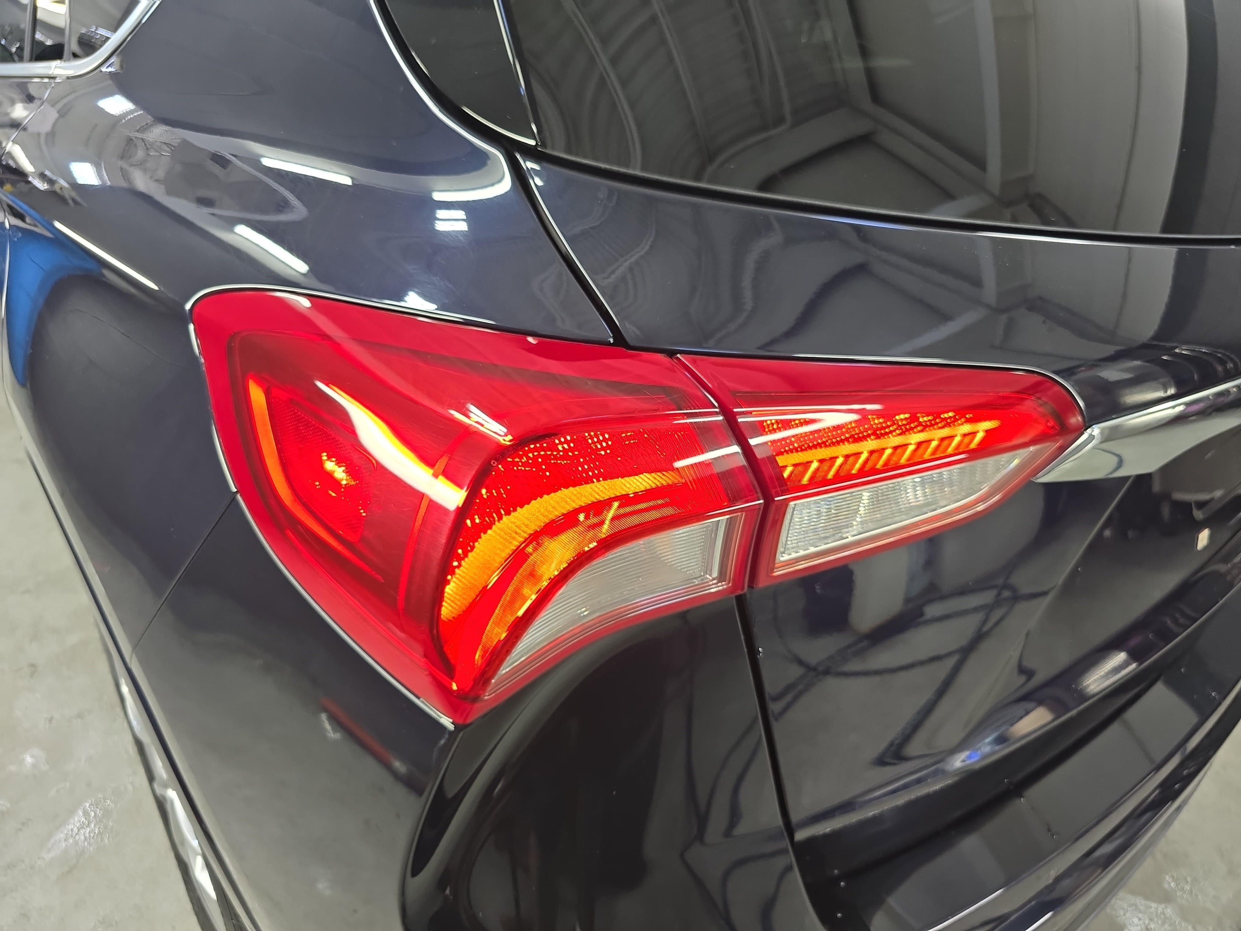 Used 2020 Buick Envision Essence w/ Experience Buick Package FWD image 33
