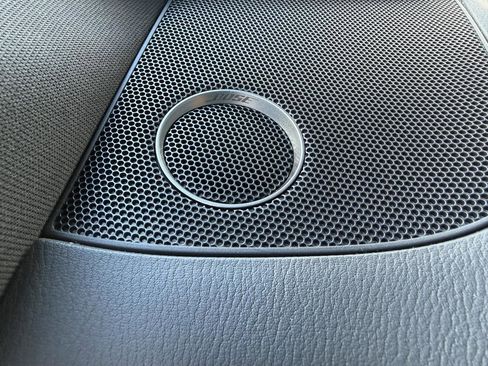 Used 2023 MAZDA CX-9 Signature image 13