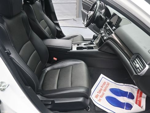 Used 2022 Honda Accord Sport image 6