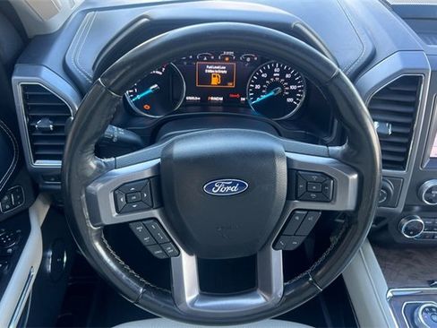 Used 2020 Ford Expedition Platinum image 16