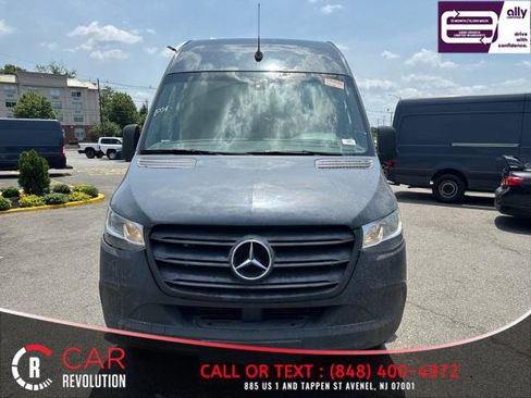 Used 2019 Mercedes-Benz Sprinter 170 image 2