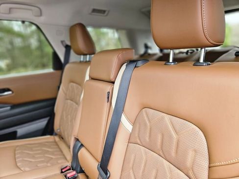 New 2026 Nissan Pathfinder Platinum w/ Cargo Package image 29