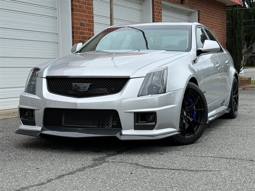 Used 2009 Cadillac CTS V RWD image 7