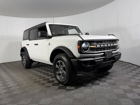 Used 2025 Ford Bronco Big Bend AWD/4WD image 3