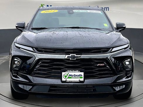 Used 2024 Chevrolet Blazer RS w/ Enhanced Convenience Package AWD/4WD image 2