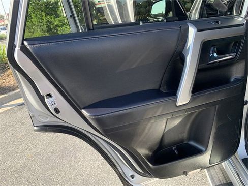 Used 2022 Toyota 4Runner Limited image 15