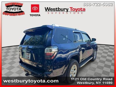 Used 2018 Toyota 4Runner SR5 AWD/4WD image 6
