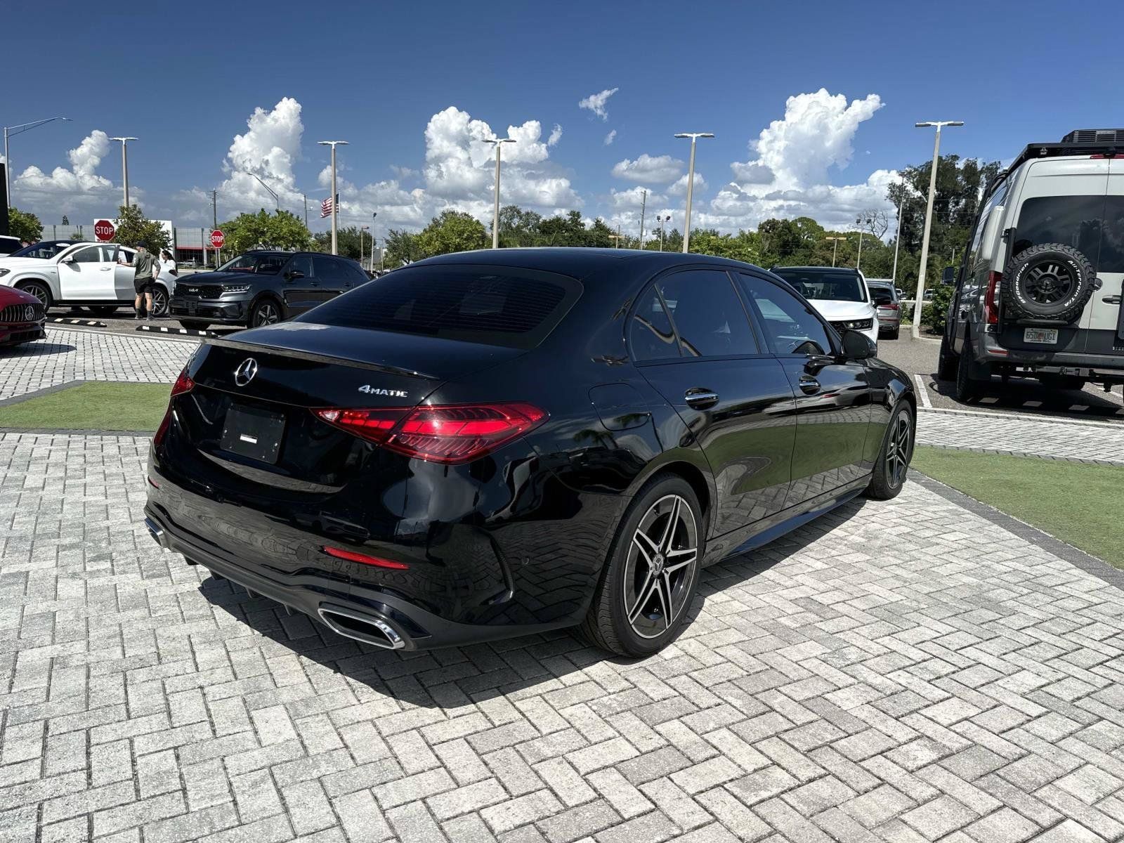 Used 2024 Mercedes-Benz C 300 4MATIC Sedan image 5