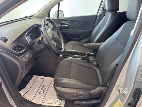 Certified 2022 Buick Encore Preferred w/ Safety Package image 14