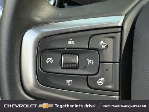 Used 2024 Chevrolet Silverado 1500 LT w/ Z71 Off-Road Package AWD/4WD image 16