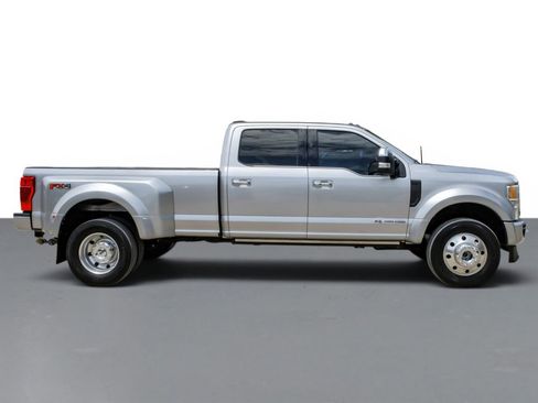 Used 2022 Ford F450 Platinum w/ FX4 Off-Road Package AWD/4WD image 5