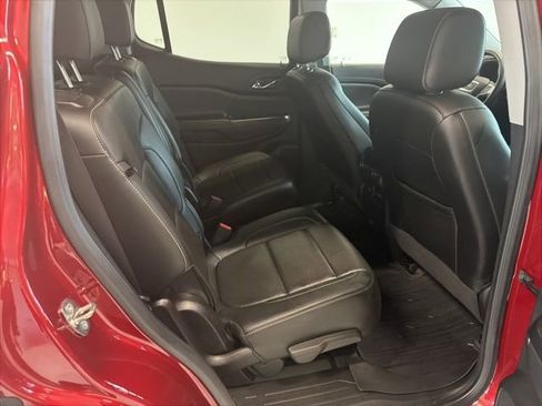 Used 2023 GMC Acadia SLT image 41
