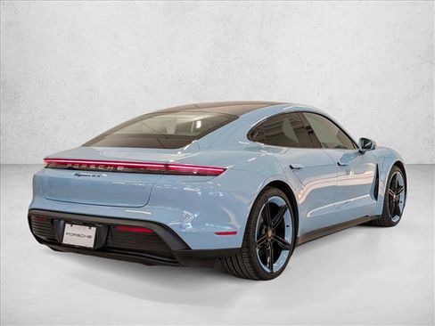 Used 2023 Porsche Taycan 4S image 9