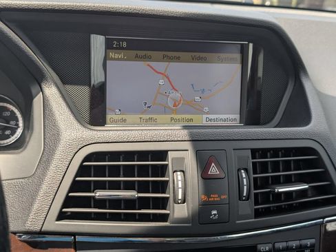 Used 2011 Mercedes-Benz E 350 Cabriolet image 22