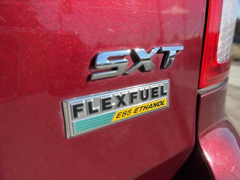 Used 2017 Dodge Grand Caravan SXT w/ Driver Convenience Group image 69