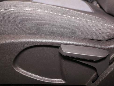 Used 2017 Ford Focus ST image 41