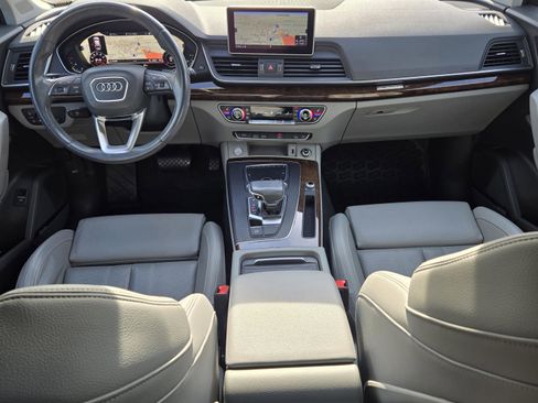 Used 2020 Audi Q5 2.0T Premium Plus AWD/4WD image 29