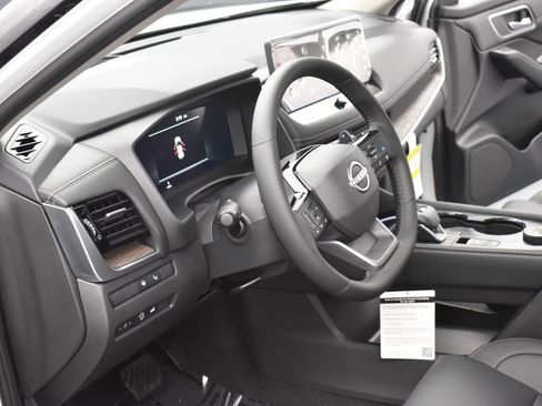 New 2026 Nissan Rogue Platinum w/ Platinum Premium Package image 7