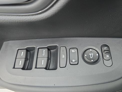 New 2026 Honda HR-V LX image 27