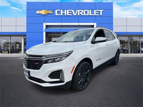 Certified 2022 Chevrolet Equinox RS w/ RS Leather Package image 9