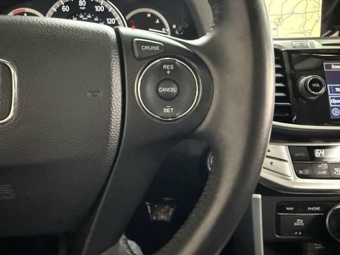 Used 2015 Honda Accord EX-L image 24