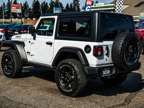 Used 2021 Jeep Wrangler Sport AWD/4WD image 12