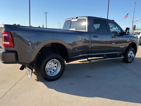 Used 2023 RAM 3500 Laramie AWD/4WD image 25