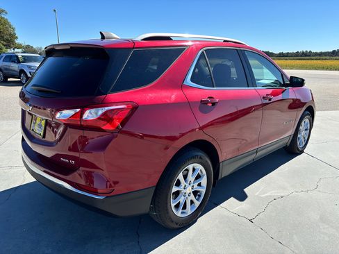 Used 2019 Chevrolet Equinox LT image 4