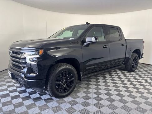 New 2026 Chevrolet Silverado 1500 High Country w/ Midnight Edition AWD/4WD image 34
