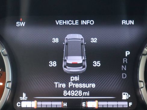 Used 2018 Jeep Renegade Trailhawk w/ Cold Weather Group II AWD/4WD image 45