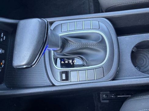 Used 2025 Hyundai Kona SEL image 39