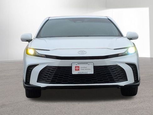 Certified 2025 Toyota Camry SE image 2
