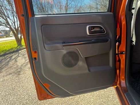 Used 2005 Chevrolet Colorado LS image 6