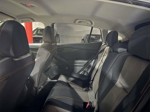 Used 2019 Subaru Crosstrek 2.0i Premium image 10