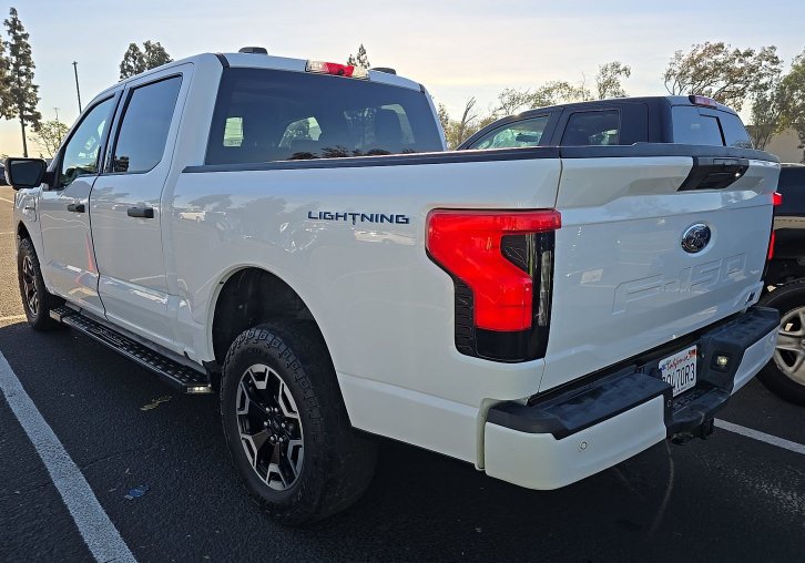 Used 2022 Ford F150 Lightning XLT w/ Tow Technology Package AWD/4WD image 3
