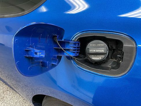 Used 2012 Hyundai Genesis 2.0T image 27