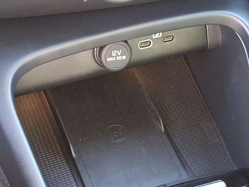 Used 2023 Volvo C40 P8 Recharge Plus w/ Climate Package image 30