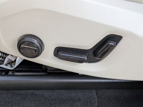 Certified 2024 Volvo XC90 B6 Plus w/ Protection Package Premier image 21