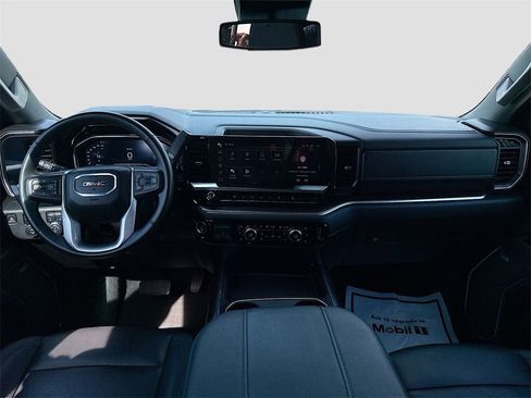 Used 2024 GMC Sierra 2500 SLT w/ SLT Premium Package image 23