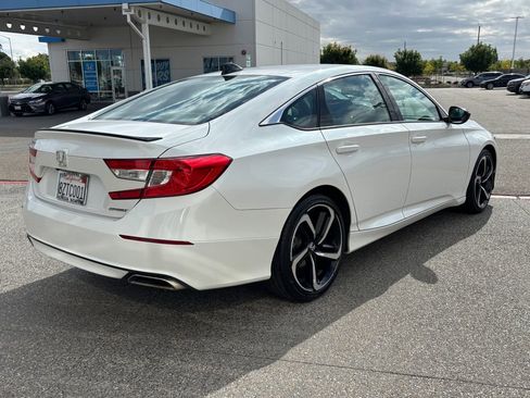 Used 2022 Honda Accord Sport image 5